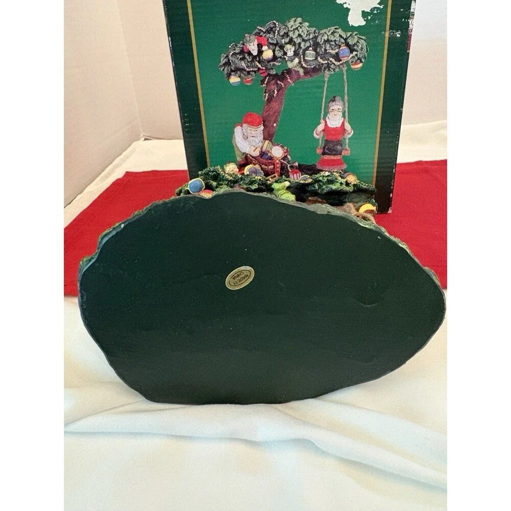Vintage Cedar Creek Collection Mr. & Mrs. Claus Swinging Christmas